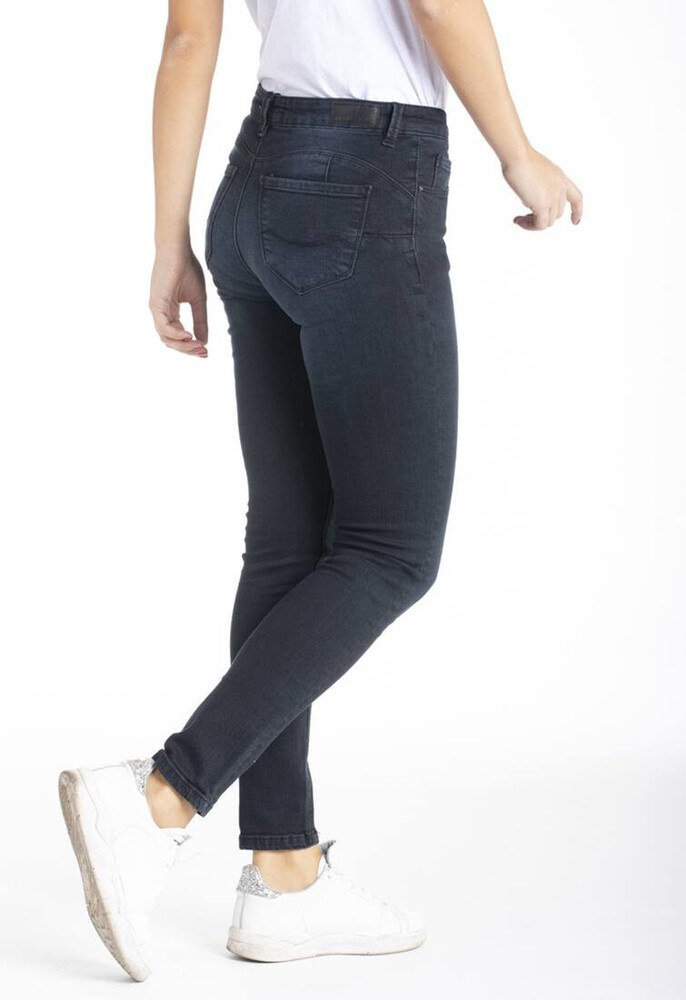 Women's-slim-jeans-Wordans